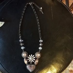 Betsy Johnson pink heart flower necklace pink and
